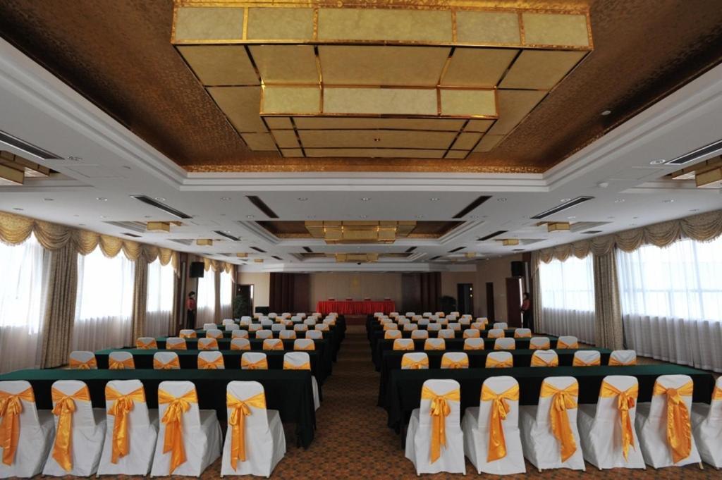 Jinling Yixian Hotel Montes Huang Exterior foto